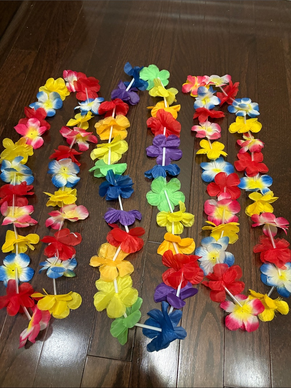 ✨Free with bundle purchase✨ Set of 3 Multicolor Hawaiian Flower Lei Necklace